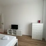 Emily's Milão