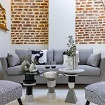 Loft In With Private Terrace & Jacuzzi Prázdninový dům Milán