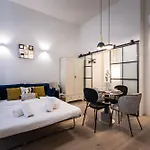 Prázdninový dům Loft In With Private Terrace & Jacuzzi Milán