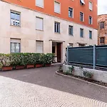 Youhosty - Brera 17 Milano