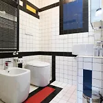 Apartment Custodi Premium Tra Navigli E Bocconi Milan