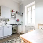 Apartment Custodi Premium Tra Navigli E Bocconi Milan