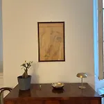 Bilocale Red House - Two Red House, Cosy Flat * Milan