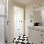 Apartament Station Spacious 2br Flat Mediolan