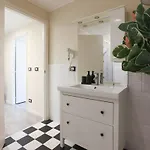 Station Spacious 2br Flat Apartament