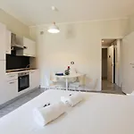 Station Spacious 2br Flat Mediolan