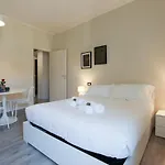 Station Spacious 2br Flat Apartament *