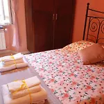Flores Home, Boho Chic Style & Urban Comfort Navigli, Bocconi, Centro شقة