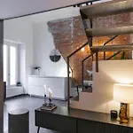 Youhosty - Design Isola شقة *