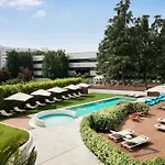 Sheraton San Siro Hotell 4*