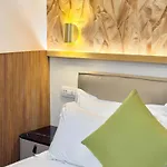 Garden Chinatown Tatil Evi Milano