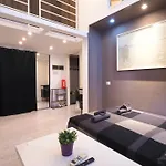 Primopiano - Schiaparelli A Flat Apartamento