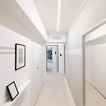 Two -rooms 10 Minutes Duomo By Metro * 밀라노