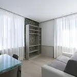 아파트 Two -rooms 10 Minutes Duomo By Metro 밀라노
