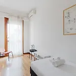 Apartment Pagano - Salutati - Ampio E Luminoso Trilocale Milan
