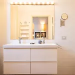 Crocetta Turandot One Bed 1st Floor - Mirable Pm