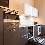 Crocetta Turandot One Bed 1st Floor - Mirable Pm 아파트 *
