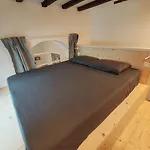 Secret Courtyard Apartment