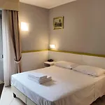 Brianza Hotel 3*