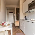 Filzi 41 - Elegant And Near Station Milan