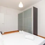 Apartamento Vivimihome Gambara House 2 Minutes From The Metro Milão