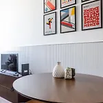 Appartement New Flat Near Ieo And Olympic Village Milaan