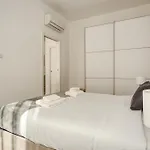 Just Urban - Modern 1-br Navigli - Metro M2 Apartament