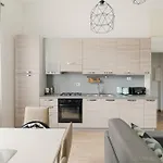 Guesthost - Modern & Cozy In X4 Lejlighed *