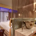 Szálloda Milan Suite Hotel 4*