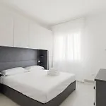 Apartment Guesthost - Piazza Tripoli Bright *