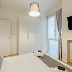 Essence Design * Milano