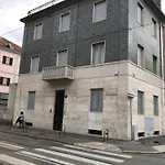 Mihouse Res מילאנו