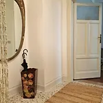 Ampia Stanza Con Bagno Privato E Zona Pranzo بيت ضيافة