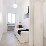 Easylife - Stile E Comodità Tra Duomo E Navigli Appartamento