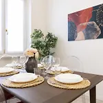 Easylife - Stile E Comodità Tra Duomo E Navigli Appartamento *