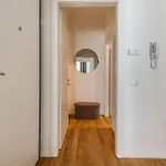 Intrho Isola Luxury , Modern & Cozy
