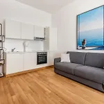 Appartement Intrho Isola Luxury , Modern & Cozy *