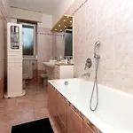 Spacious Near Bocconi Διαμέρισμα