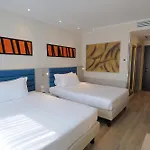 Hotel Ih Lorenteggio 4*
