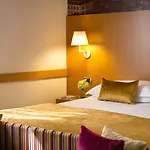 Starhotels Tourist