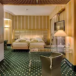 호텔 C-hotels Rubens 4*