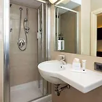 Western Madison Hotel