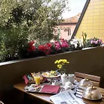 Art Navigli 4*