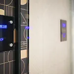 The Floor 3*