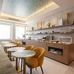 Hotell The Floor 3*