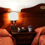 Pavone Hotel 3*