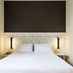 Aosta ميلان