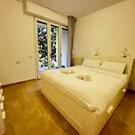 Kibilu - Via Sem Benelli Milánó