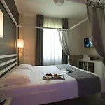 샌프란시스코 호텔 3*