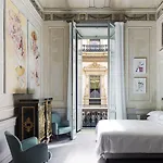 מלון Galleria Vik - Townhouse Galleria - Small Luxury Of The World